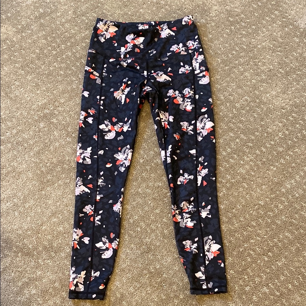 GAIAM Red and Blue Leggings Comfortable and Stylish
